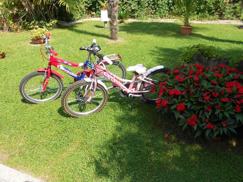 Hotel Adria Lignano Sabbiadoro Esterno foto