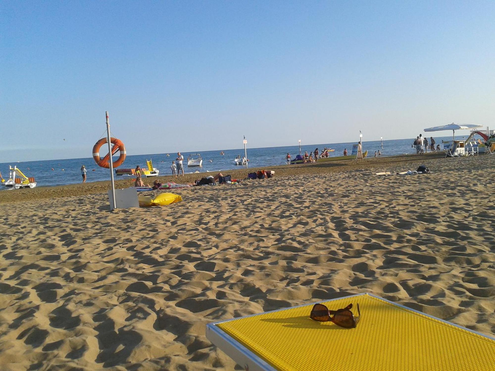 Hotel Adria Lignano Sabbiadoro Esterno foto