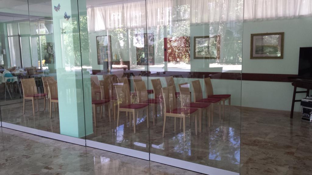 Hotel Adria Lignano Sabbiadoro Esterno foto
