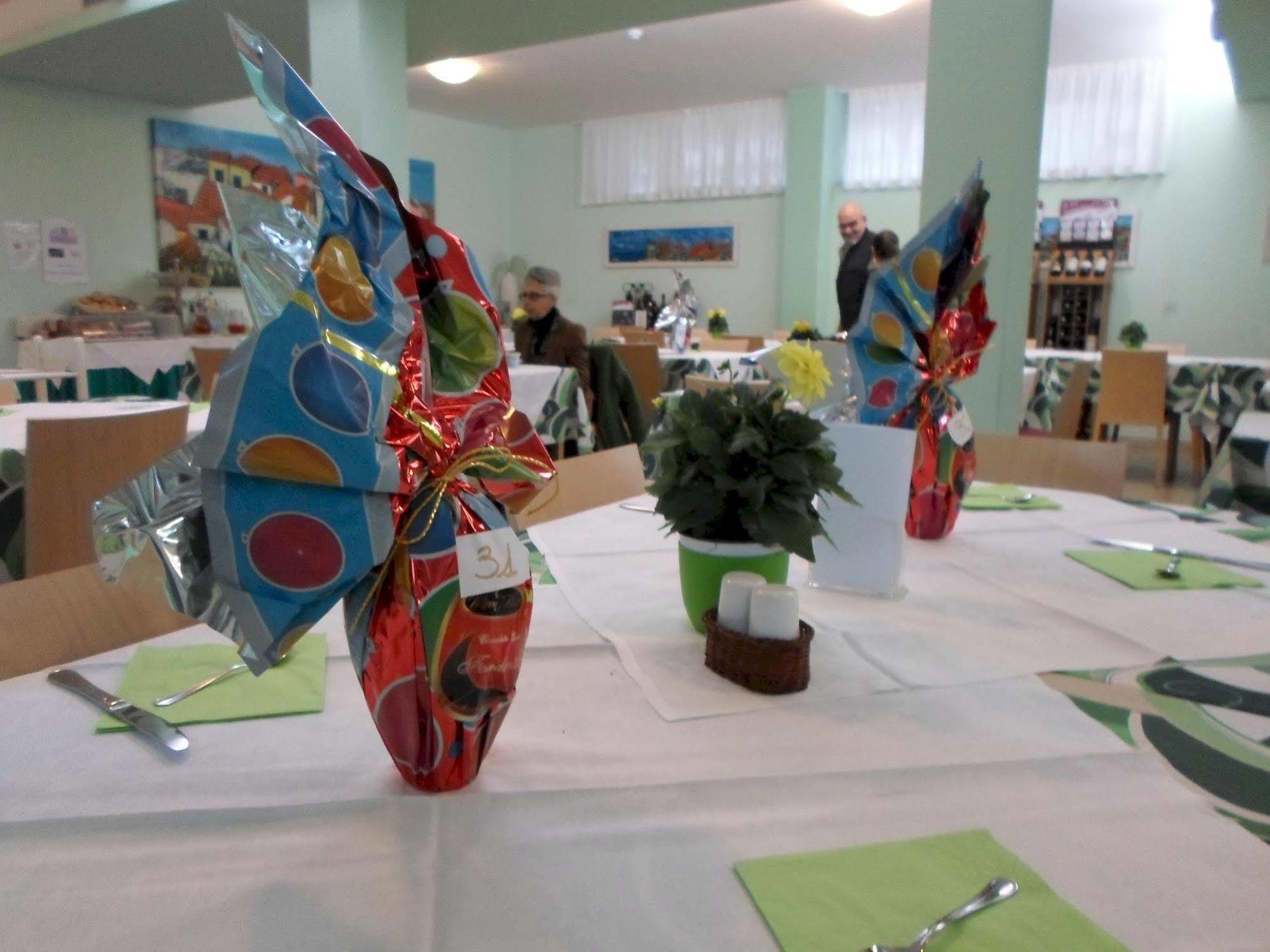 Hotel Adria Lignano Sabbiadoro Esterno foto